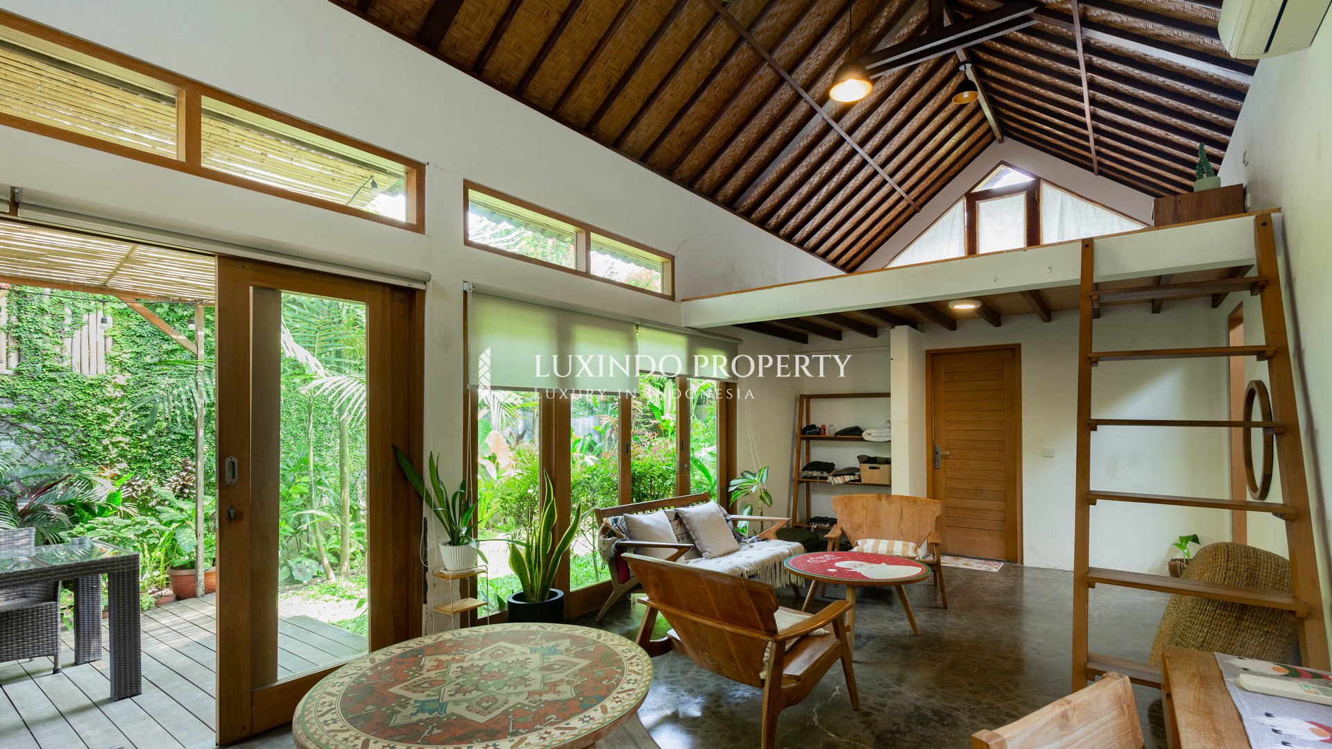 BERAWA - A SOULFUL MEZZANINE STYLE RETREAT FOR 10-YEAR LEASE (LHV1030)